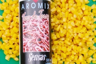 Patentkový aromix na začiatku sezóny môže prekvapiť, pridajte ho do krmiva, alebo zalejte kukuricu.