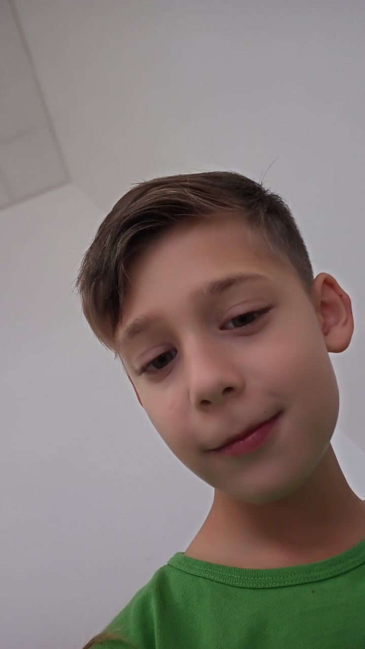 <h2>Pavol Uhrík</h2>