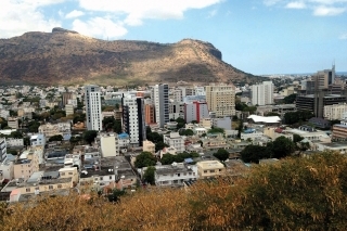 Pohľad na hlavné mesto Port Louis.