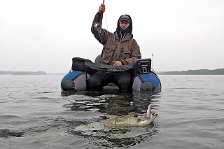 S bellyboatom sa dokážete dostať do bezprostrednej blízkosti aj kapitálnych rýb.