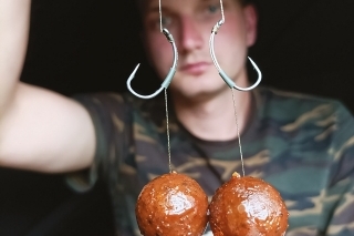 Selektívne montáže na „väčšie kaprie tlamky“.