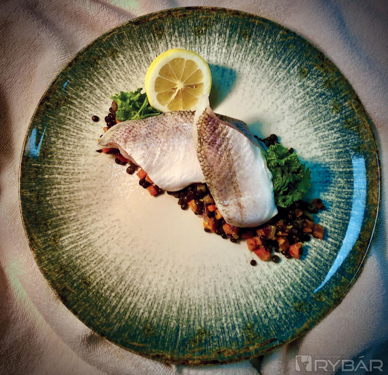 Recept - Zubáč na čiernej šošovici beluga 1