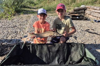 Menší jeseter v podaní najmladšieho tímu.