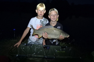 Tobi a Luky boli úspešní aj v noci.