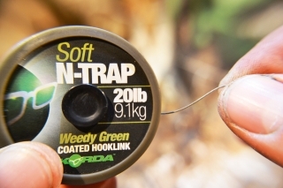 Z náväzcovej  šnúry n-trap odstrihnem 20 cm.