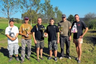 Zľava: 3. miesto, Garantbaits Old Boys, 1. miesto, Garantbaits Tornaľa a 2. miesto, tím Max Carp.