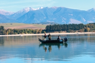 Na Mare je radosť chytať. Ale voda trpí nedostatkom bielych rýb. Nielen dravcov.