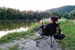 Naše súkromné preteky 
na hronskom ramene Plavno.