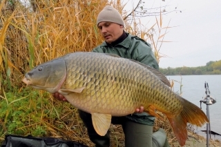 Po náročnej noci Palimu nebolo do smiechu, ale naozaj sa tešil z krásneho úlovku.