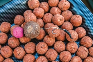 Montáž na stredne veľké nástrahy, či prezentáciu potápavého boilies spolu s Pop-Up.