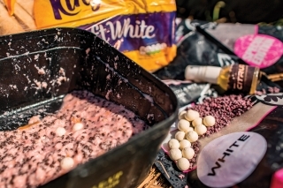 Bait mix.
