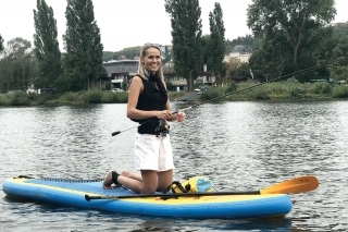 Paddleboardfishing a obdivovanie historického centra Prahy. Krásny deň pri vode, zase trochu inak.