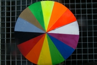 Na tento experiment som si vyrobil farebný disk.