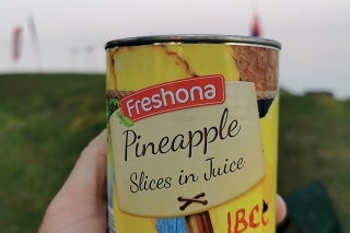 Posledné ráno sme si otvorili náš tradičný ananás.