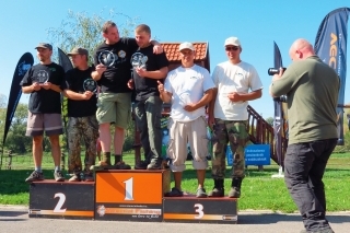 Poradie na debni: 1. Imperial Baits, 2. Nikl a 3. Lastia 2.