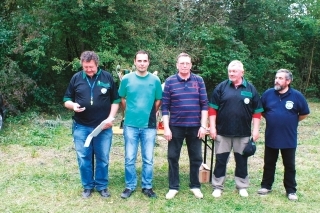 Organizačný štáb. Zľava hl. rozhodca Miloslav Procházka, garant Rady SRZ Ján Lantaj, predseda MO SRZ Bytča Stanislav Sádecký, sektoroví rozhodcovia Pavol Kubiš a Robert Elzer.