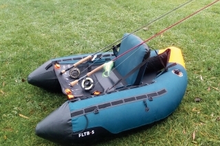 Bellyboat a muškárka, aj takto sa dá chytať sumec.