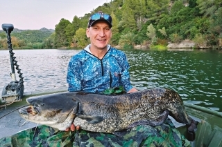 Keď si sumca uloví špecialista na šťuky, a to Marek je, tak je z toho veľká radosť a veľa spomienok.