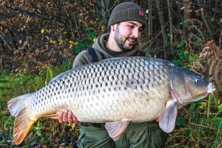 Aj tento fešák zabral na vyvážené boilies s príchuťou Scopex/Oliheň.