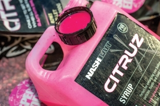 Citruz Syrup pre zvýšenie atraktivity vášho kŕmenia.
