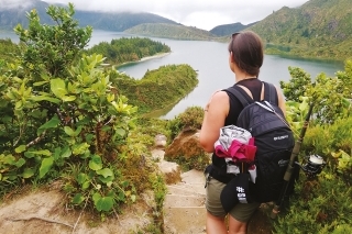 Cestou k jazeru Lagoa do Fogo, keď sa počasie menilo každú chvíľu.