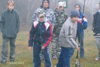 Deťom: Krúžok Mladý rybár v Štúrove 4