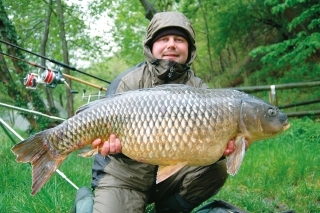Kapr o váze 16,20 kg vždy potěší.