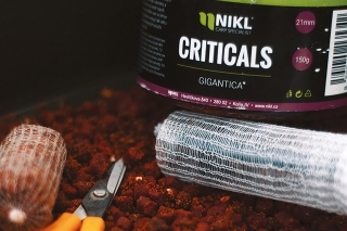 Sem-tam som 
neváhal použiť 
aj pop-up 
nástrahy.