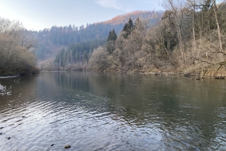 Cesta za korunou šťastia, 1. časť