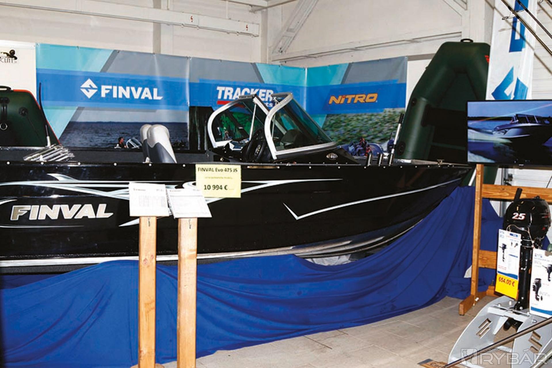 Návštevníci si mohli pozrieť aj úplnú novinku v oblasti člnov - značku Finval.