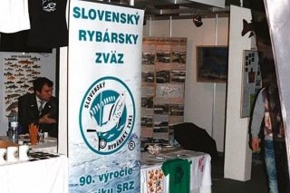 Stánok Slovenského rybárskeho zväzu.