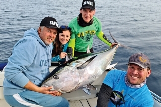 Marekov nádherný tuniak veľkooký, parádny životný úlovok.