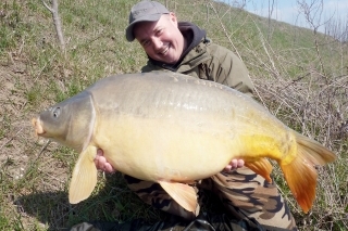 Vysmiaty Miloš s nádherným, 16 kg jarným pokladom.