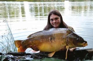 Môj prvý kapor nad 20 kg, chytený v Maďarsku.