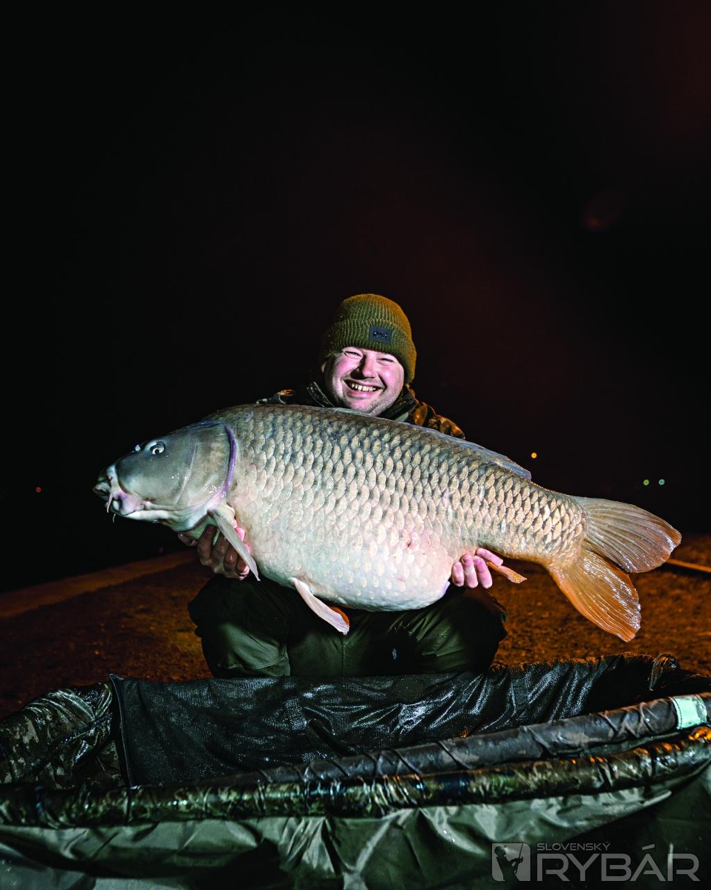 Matúšov krásny šupinatý šaran dosť cez 20 kg.