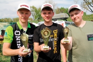 Najlepší v kategórií U18: zľava Peter Černák, Dávid Kopinec a Marián Tomášik.