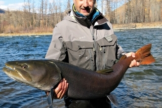 Rieka Šiškid je stále plná krásnych a zdravých rýb, o čom svedčí aj tento Vítov úlovok.