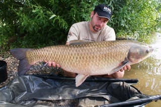 Ruská raketa 17 kg bojovník.