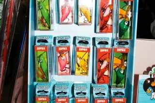 Séria pre deti. Rapala vyrobila sériu “Angry birds” - prúty, voblery, všetko s dizajnom obľúbenej počítačovej hry.