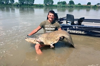 Nečakaná návšteva, 1. časť 6