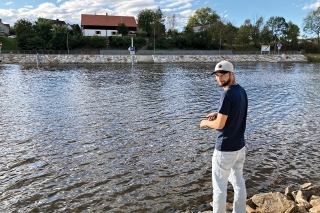 S priateľom Martinom Lopraisom na rybách.