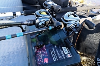 Keď bellyboat, tak baitcast.