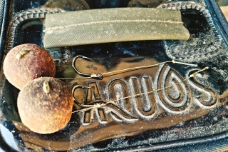 FOX CARP HOOKS  na výmenu.