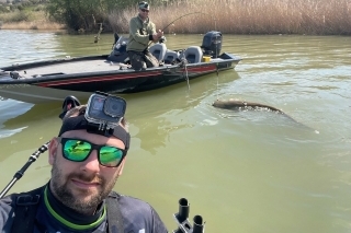 Úspešná zdolávačka prvého fúzača našej výpravy na Rio Ebro.