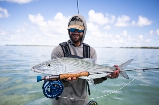 Trofejný bonefish.