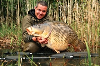 Veľká francúzska ikernačka vážiaca 24,20 kg.