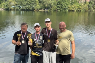1. miesto v Juniorskej kaprovej lige.